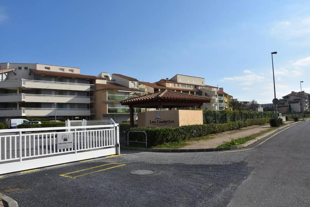 סן סיפריאן Les Goelettes - Appartement En Rdc Avec Acces Direct A La Plage מראה חיצוני תמונה